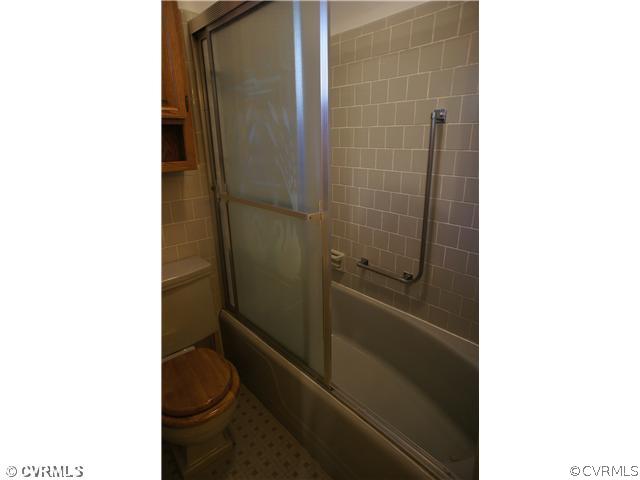2005 Fort Rice Street Petersburg, VA 23805 - Photo 15 of 18 Master Bath - View #1 of master bath. Tile is is