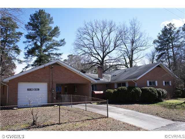 2005 Fort Rice Street Petersburg, VA 23805 - Photo 3 of 18 Exterior Front