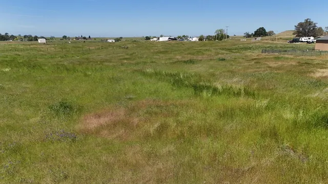 a view of an ocean view