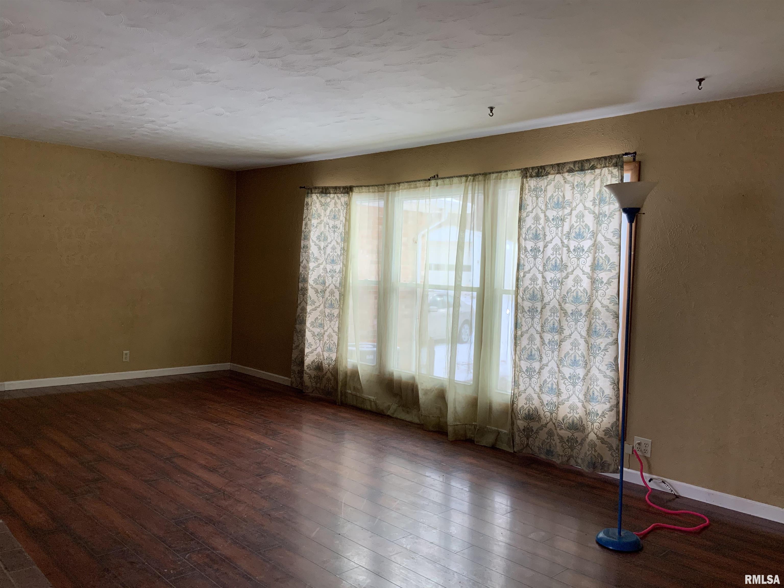 2169 Old Stage Coach Road Magnolia, IL 61336 - Photo 5 of 37 Gallery Image 5
