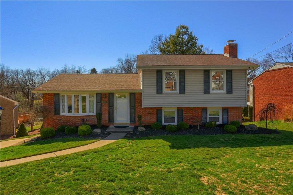 245 Wyngate Road Coraopolis, PA 15108 - Photo 1 of 38