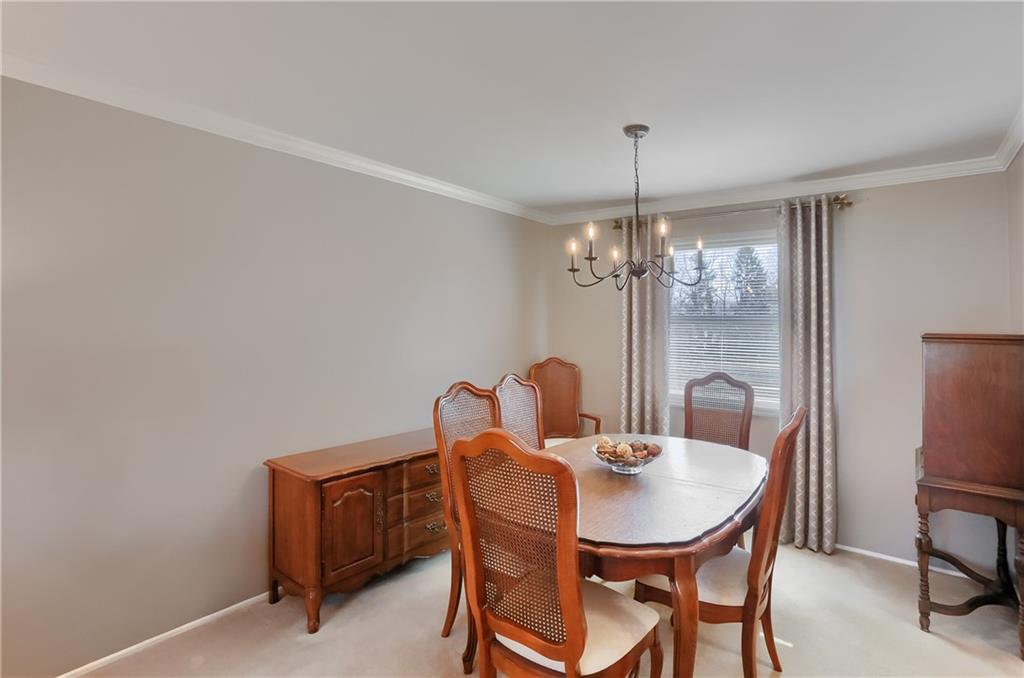 245 Wyngate Road Coraopolis, PA 15108 - Photo 16 of 38