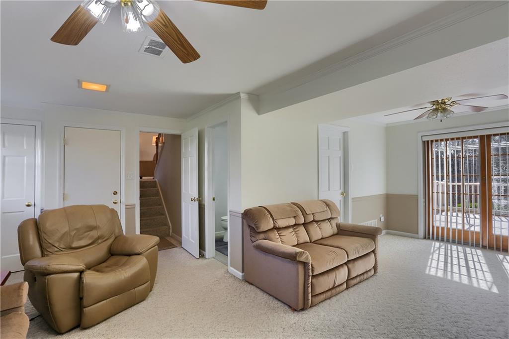 245 Wyngate Road Coraopolis, PA 15108 - Photo 34 of 38