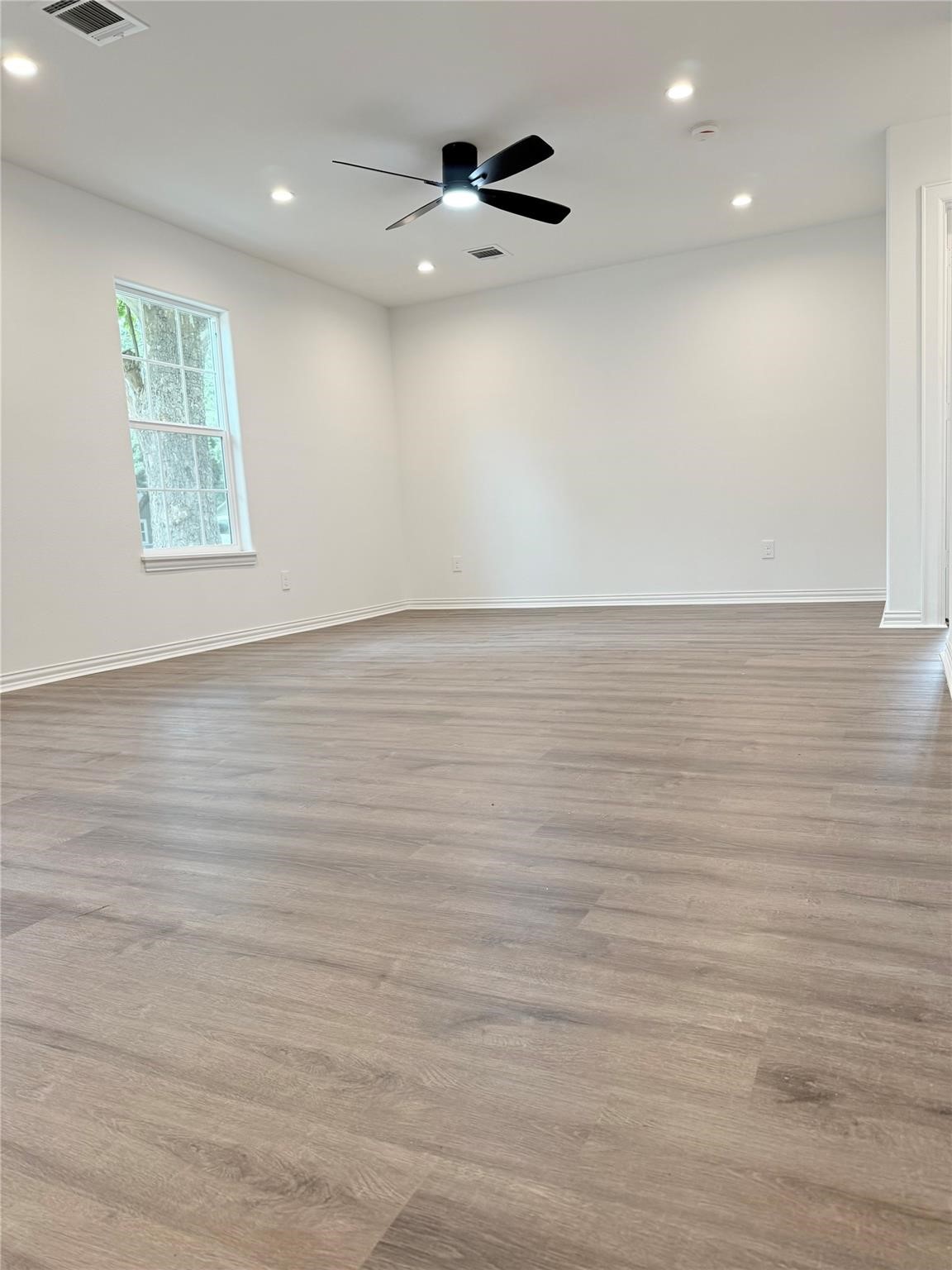 115 Penick Road Waller, TX 77484 - Photo 7 of 40