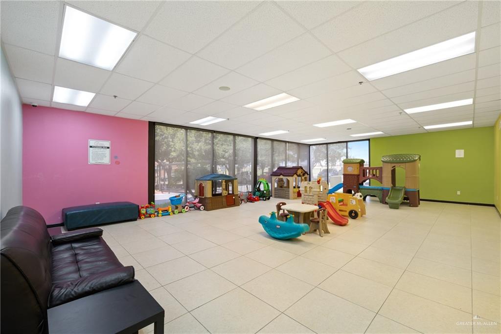 813 Travis Street, Unit 203 Mission, TX 78572 - Photo 20 of 30 a view of a room with gym equipment