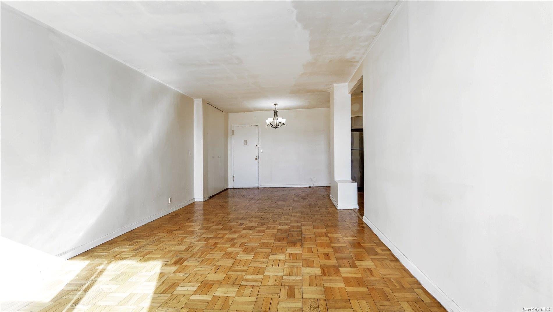 2400 Johnson Avenue, Unit 1B Bronx, NY 10463 - Photo 6 of 29 a view of empty room