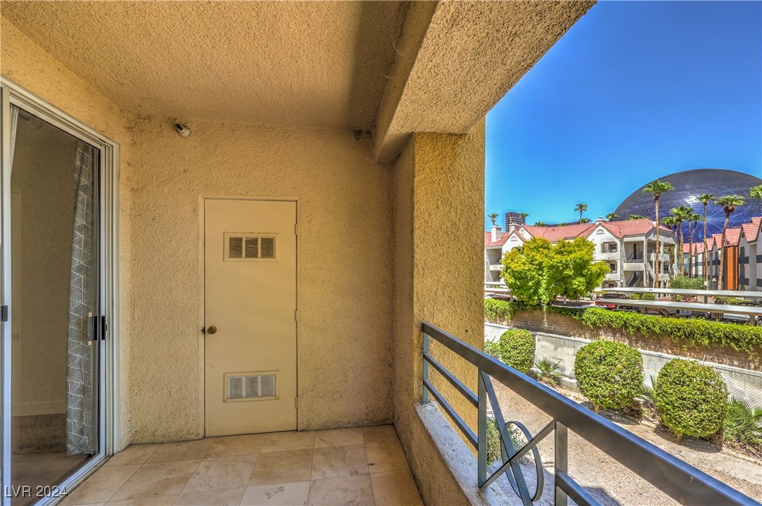210 East Flamingo Road, Unit 124 Las Vegas, NV 89169 - Photo 27 of 35 Gallery Image 27