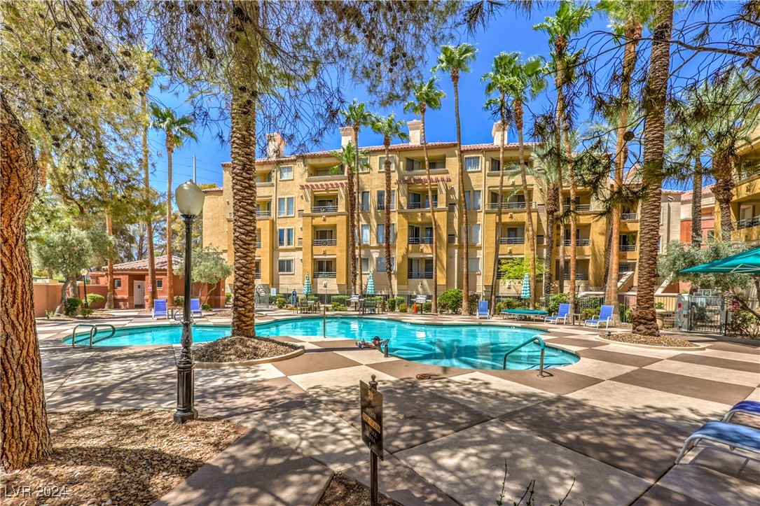 210 East Flamingo Road, Unit 124 Las Vegas, NV 89169 - Photo 31 of 35 Gallery Image 31