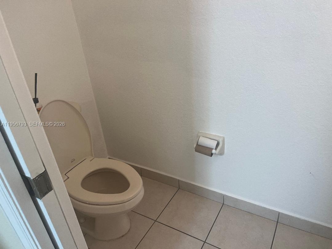 11723 Southwest 137th Path, Unit 11723 Miami, FL 33186 - Photo 4 of 29