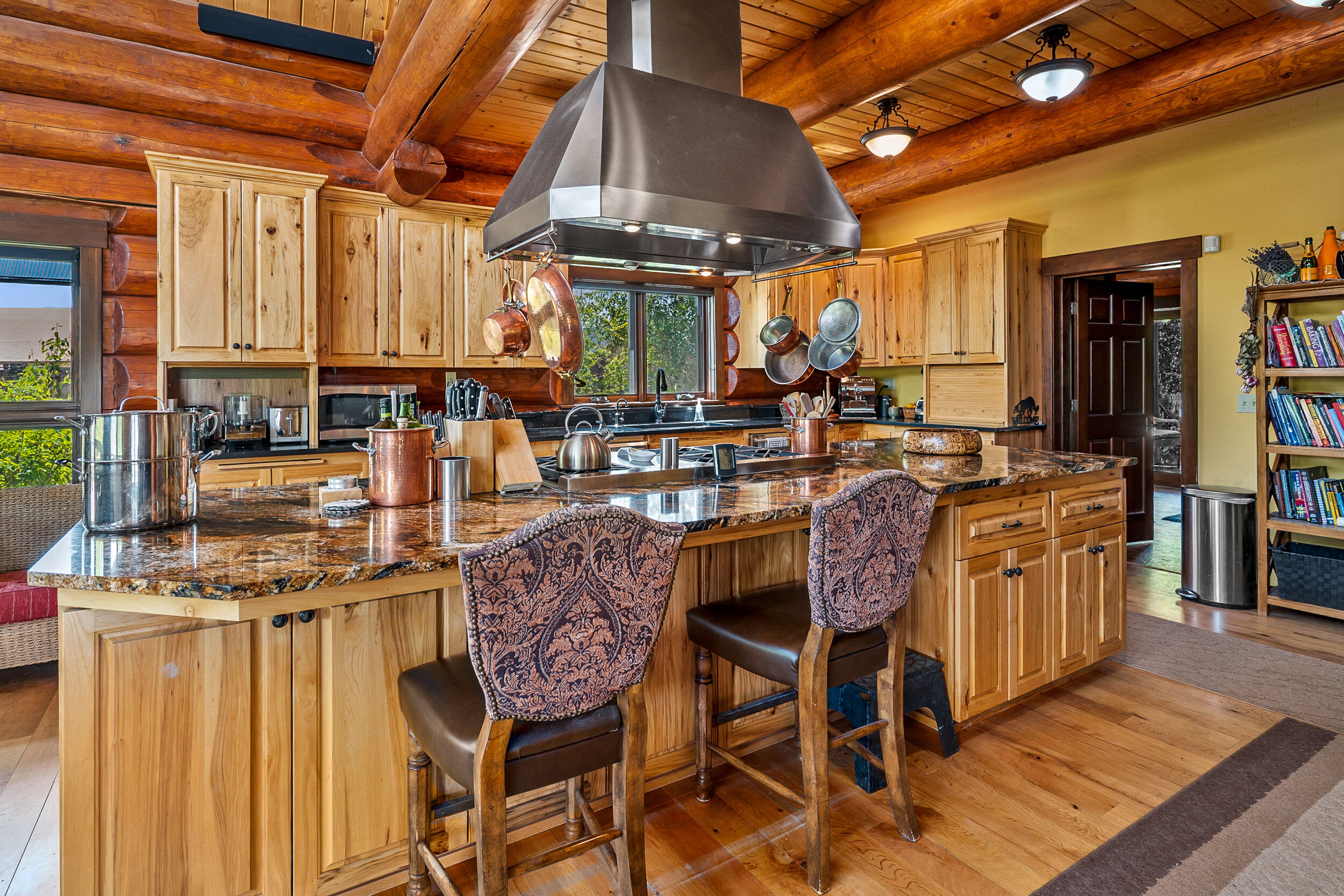 18010 Hill Road Klamath Falls, OR 97603 - Photo 24 of 57 20_18010HillRd-014