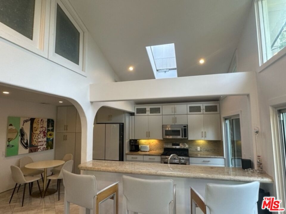 425 Sunridge Street Playa del Rey, CA 90293 - Photo 33 of 46