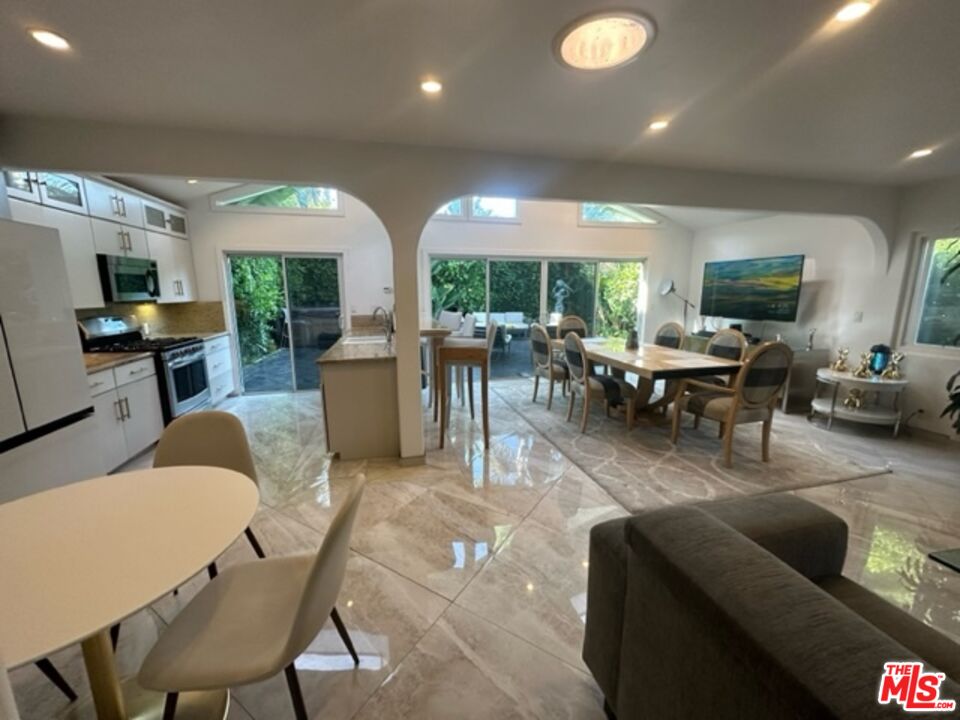 425 Sunridge Street Playa del Rey, CA 90293 - Photo 36 of 46