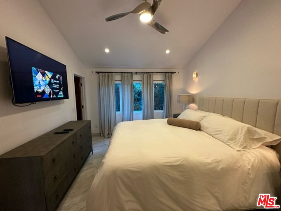 425 Sunridge Street Playa del Rey, CA 90293 - Photo 41 of 46