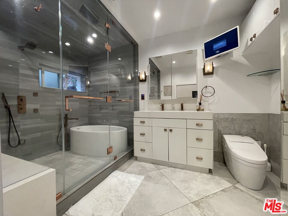 425 Sunridge Street Playa del Rey, CA 90293 - Photo 5 of 46