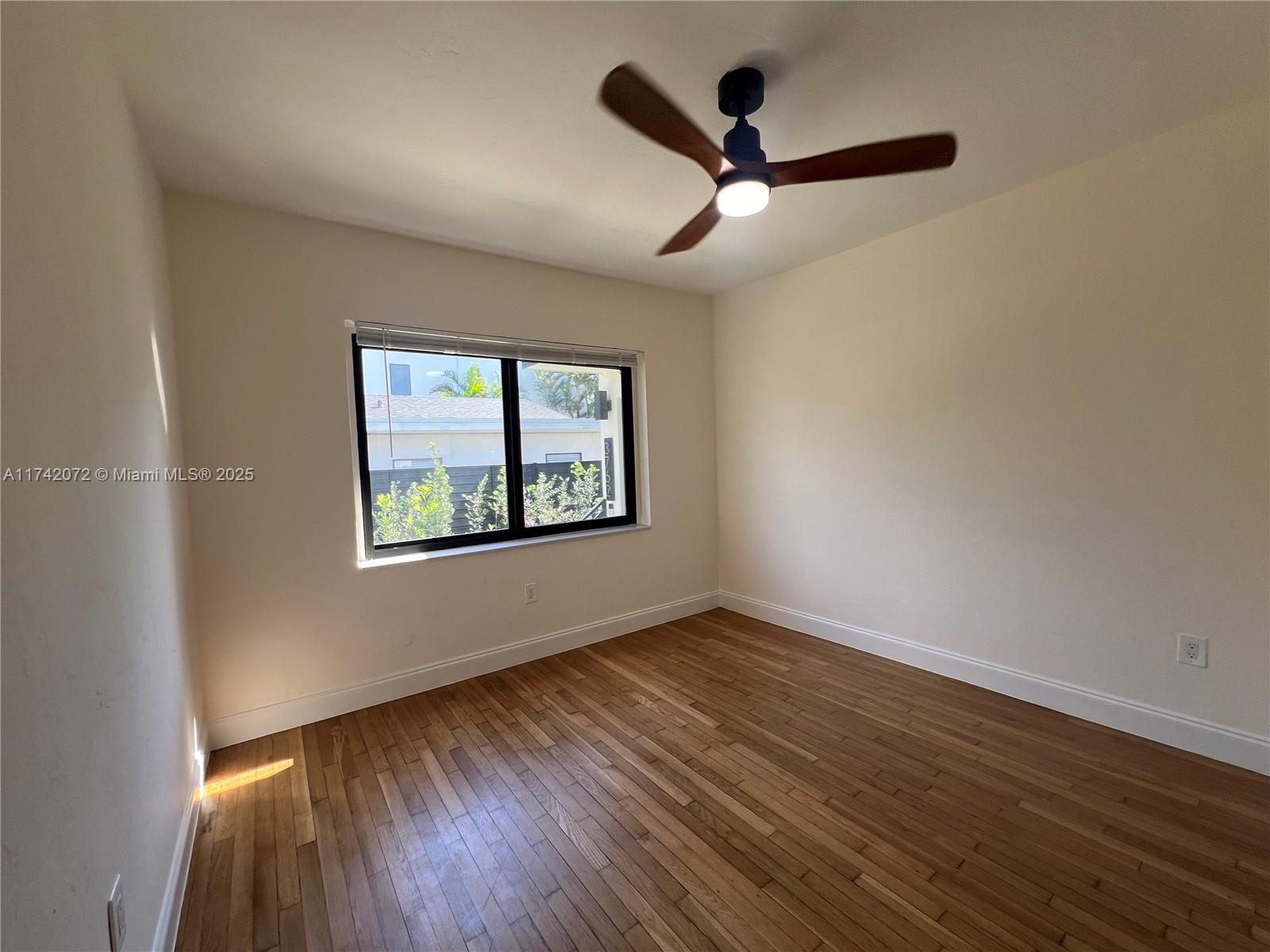 3764 Southwest 27th Lane, Unit 3764 Miami, FL 33134 - Photo 12 of 16