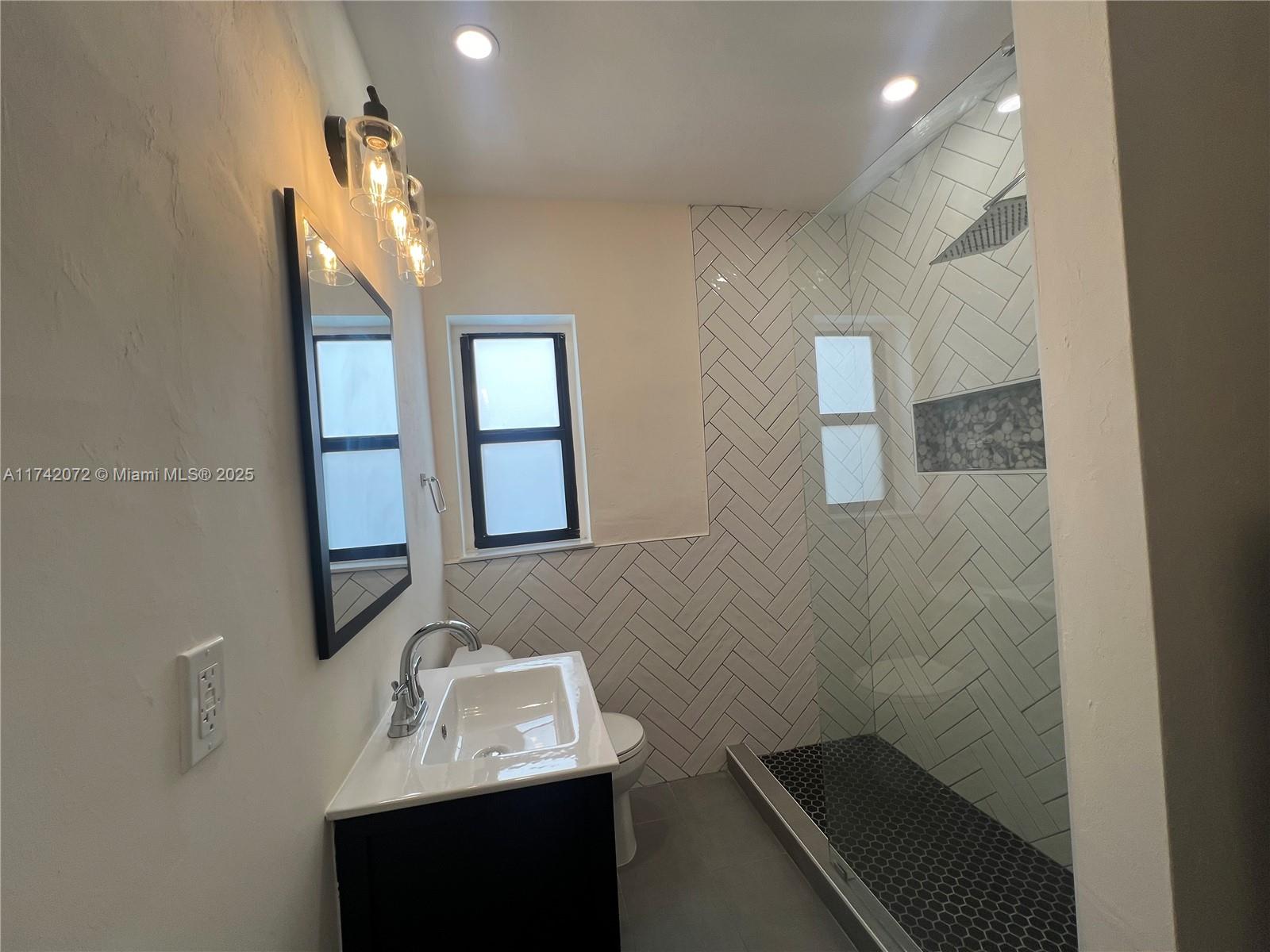 3764 Southwest 27th Lane, Unit 3764 Miami, FL 33134 - Photo 7 of 16