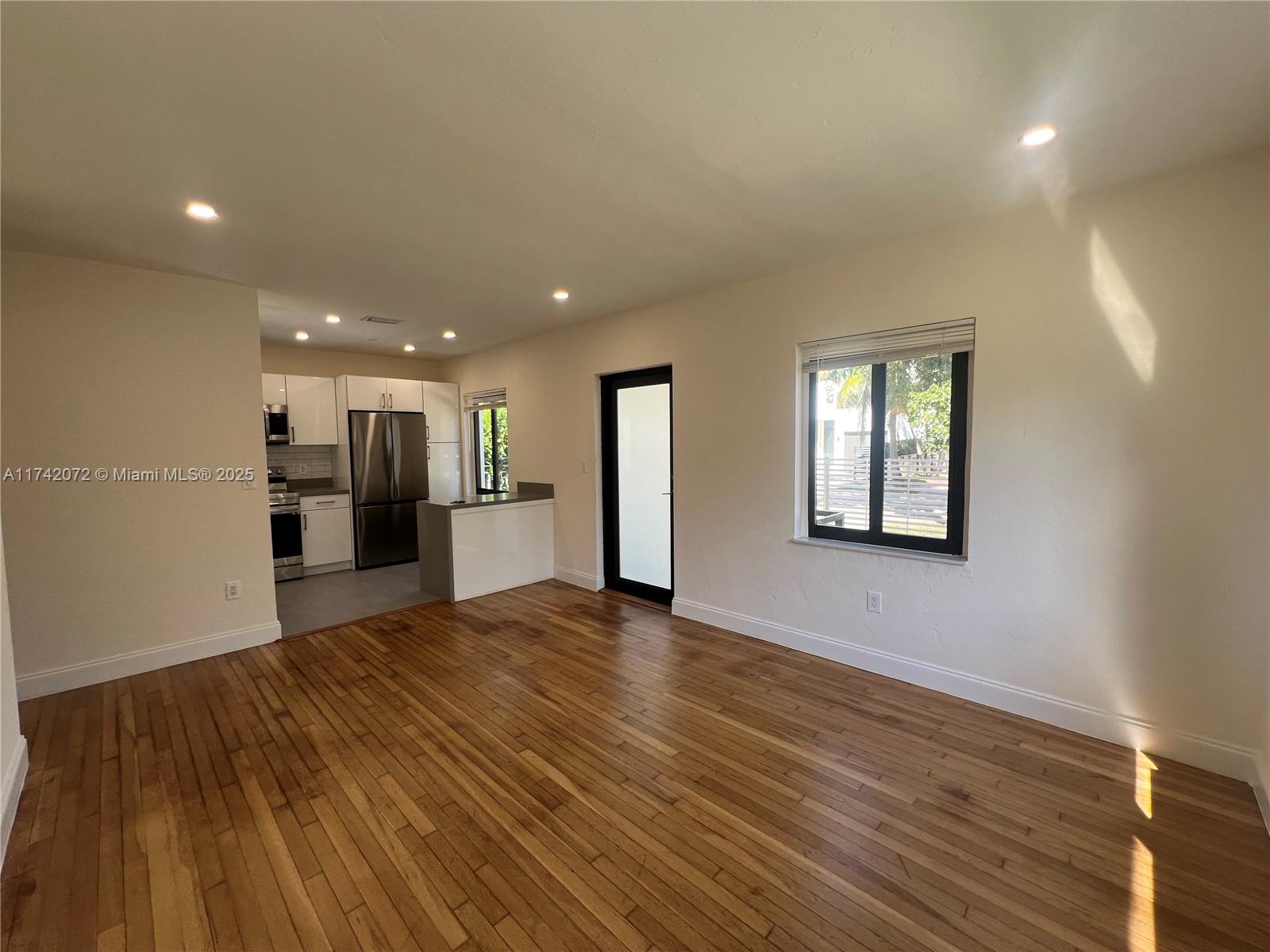 3764 Southwest 27th Lane, Unit 3764 Miami, FL 33134 - Photo 9 of 16