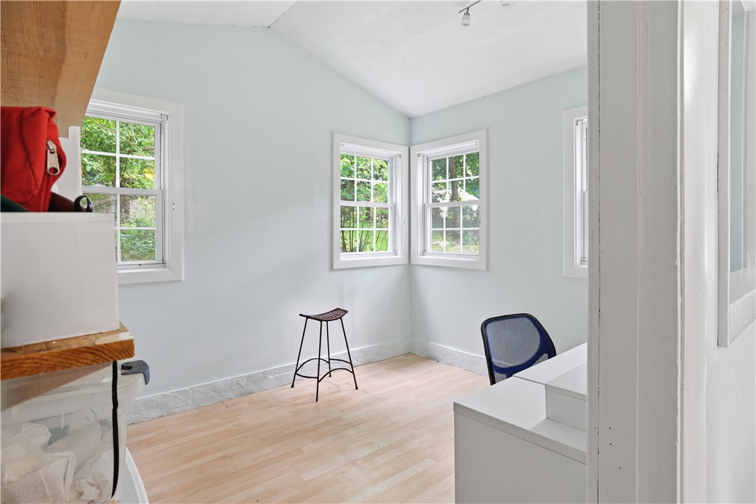 39 West Wrentham Road Cumberland, RI 02864 - Photo 19 of 40