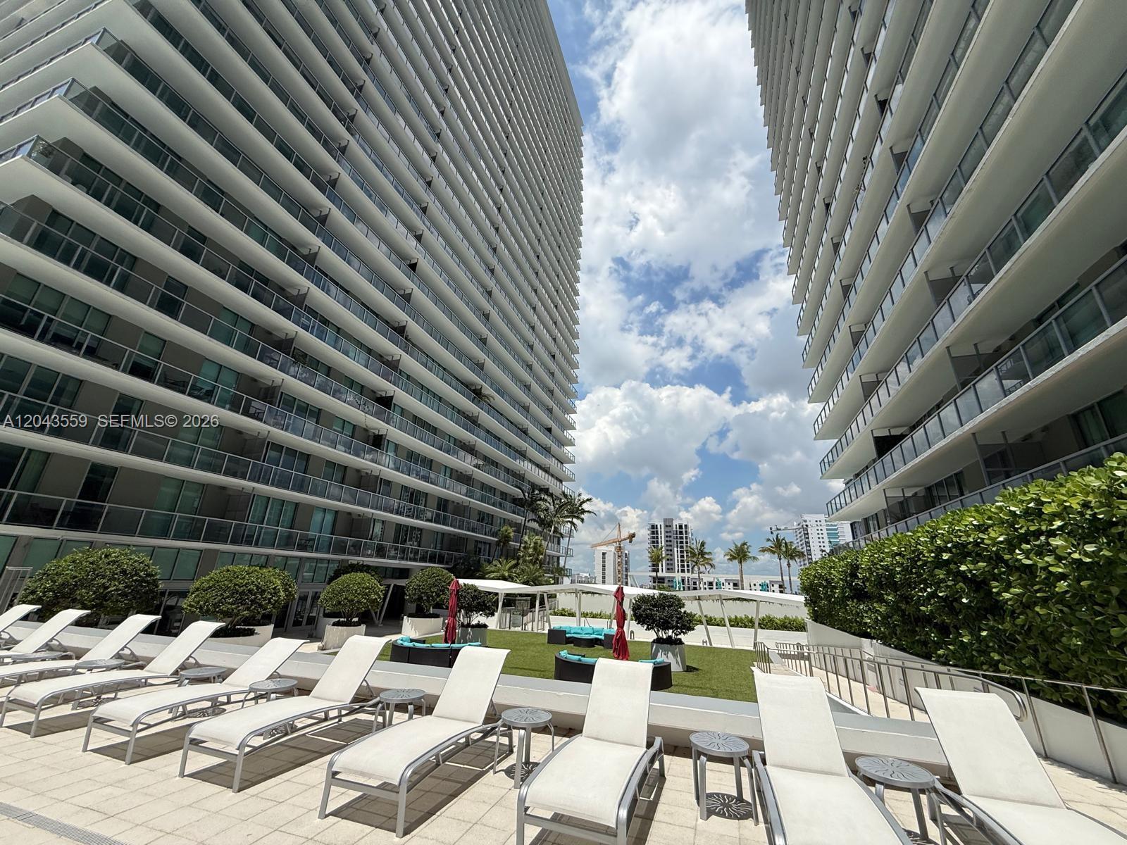 79 Southwest 12th Street, Unit 3702S Miami, FL 33130 - Photo 19 of 20