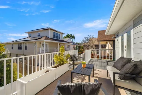 $850,000 | 247 126th Avenue, Treasure Island, FL 33706