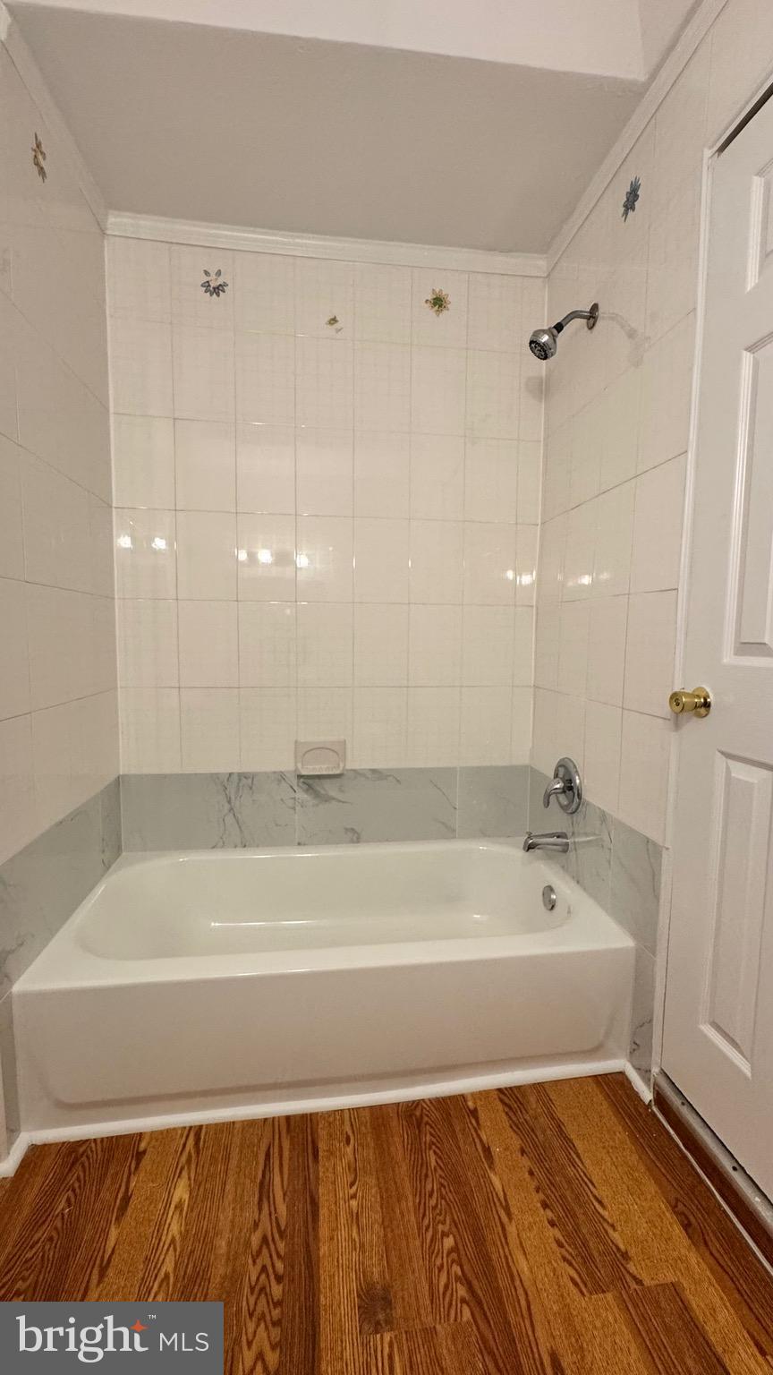 3541 Vista Street, Unit 2 Philadelphia, PA 19136 - Photo 8 of 16 a bathroom with a bathtub and a shower