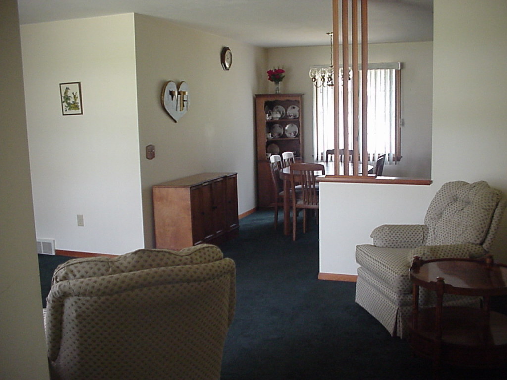 118 Bushey Road Pittsfield, MA 01201 - Photo 6 of 15 living rm/dining rm
