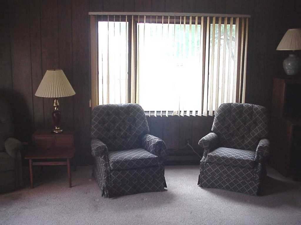 118 Bushey Road Pittsfield, MA 01201 - Photo 10 of 15 family rm