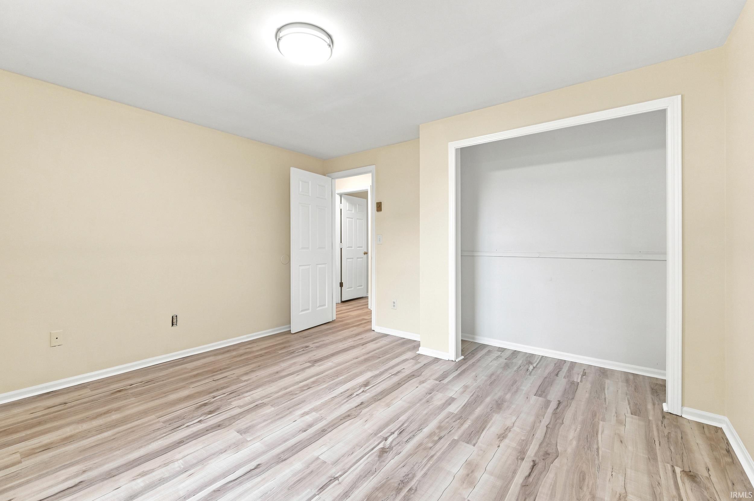 1421 Rabbit Run Huntertown, IN 46748 - Photo 24 of 37 Gallery Image 24