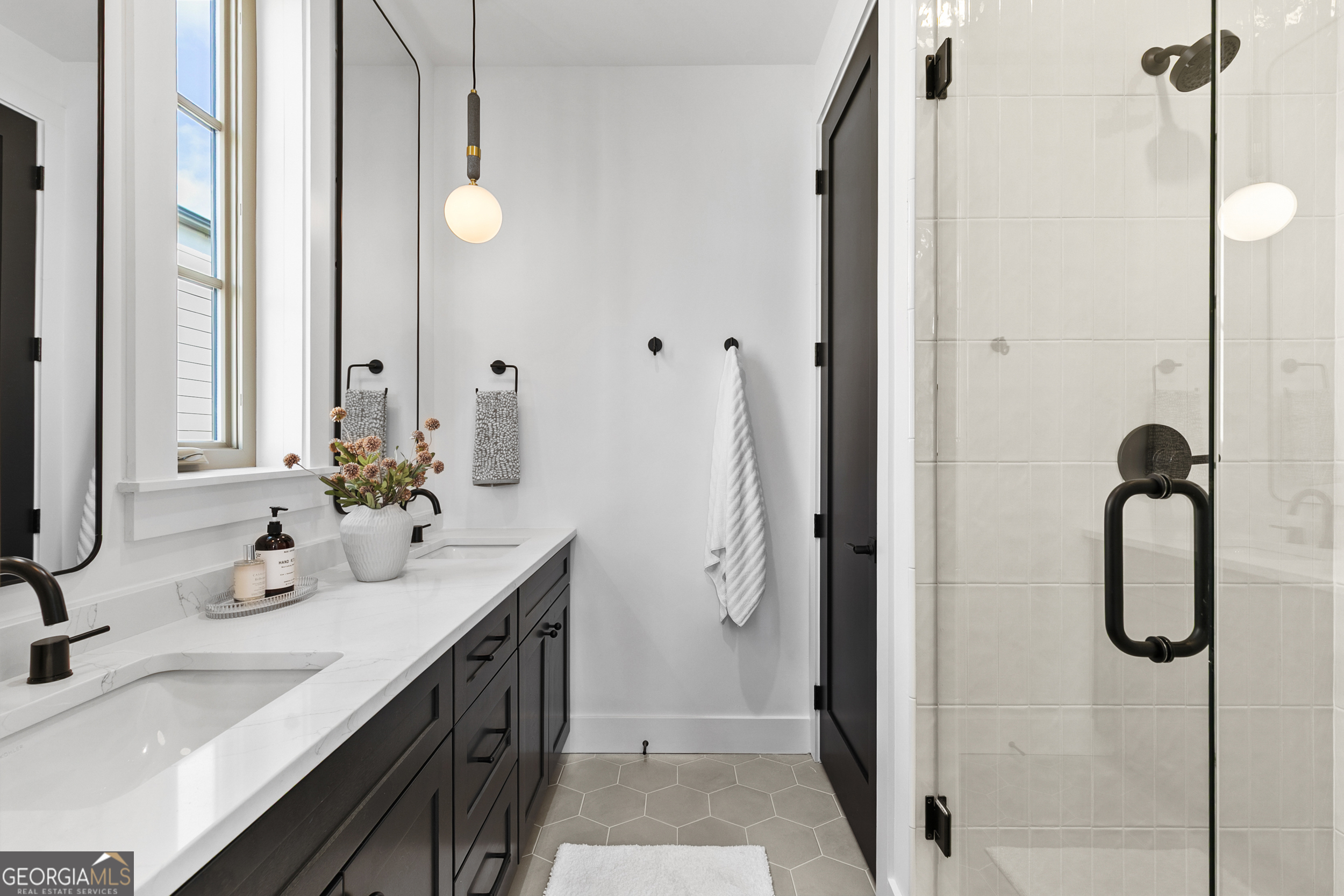 245 Rolison Way Fayetteville, GA 30214 - Photo 3 of 44