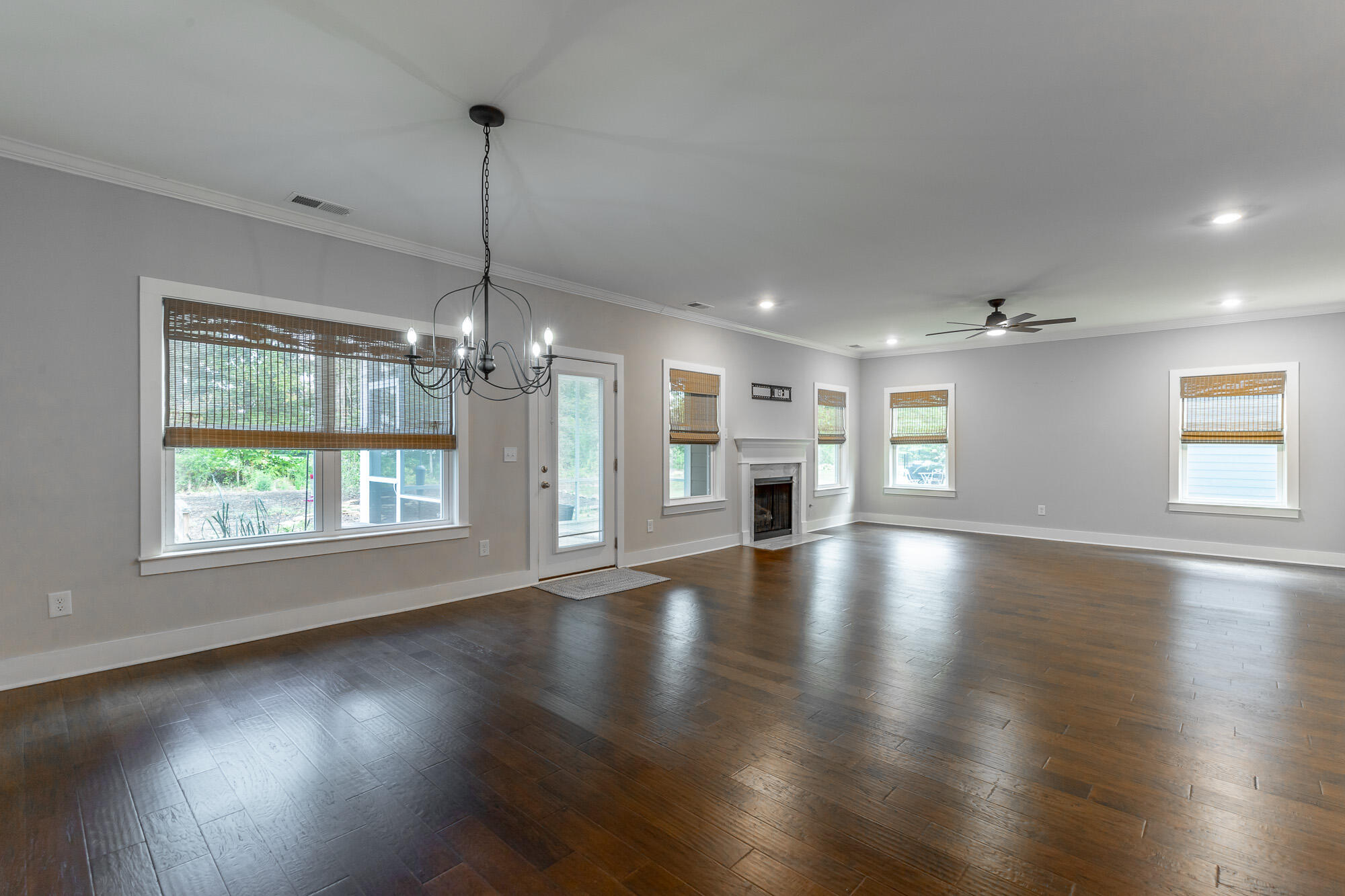 1502 Buttonwood Loop Chattanooga, TN 37421 - Photo 18 of 44 1502 Buttonwood Loop Interior Reshoot HD