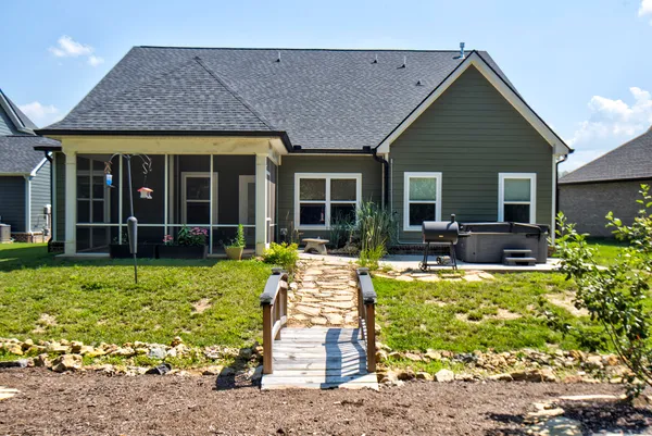 $555,000 | 1502 Buttonwood Loop, Chattanooga, TN 37421