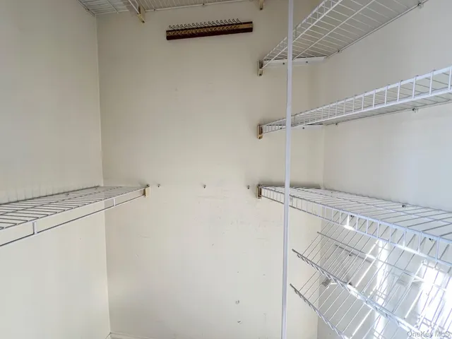 $655,000 | 24 Ray Place, Unit 14, Scarsdale, NY 10583