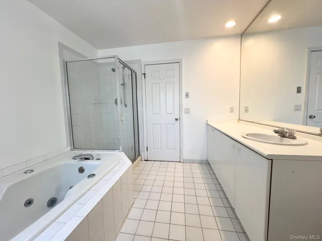 $655,000 | 24 Ray Place, Unit 14, Scarsdale, NY 10583