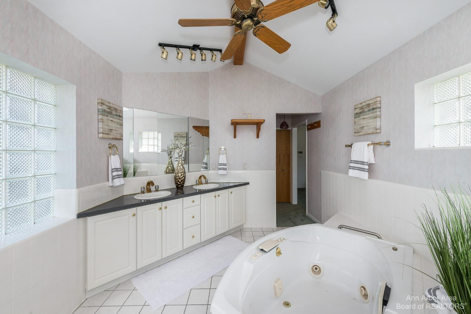 7395 Textile Road Ypsilanti, MI 48197 - Photo 21 of 57 Photo 21