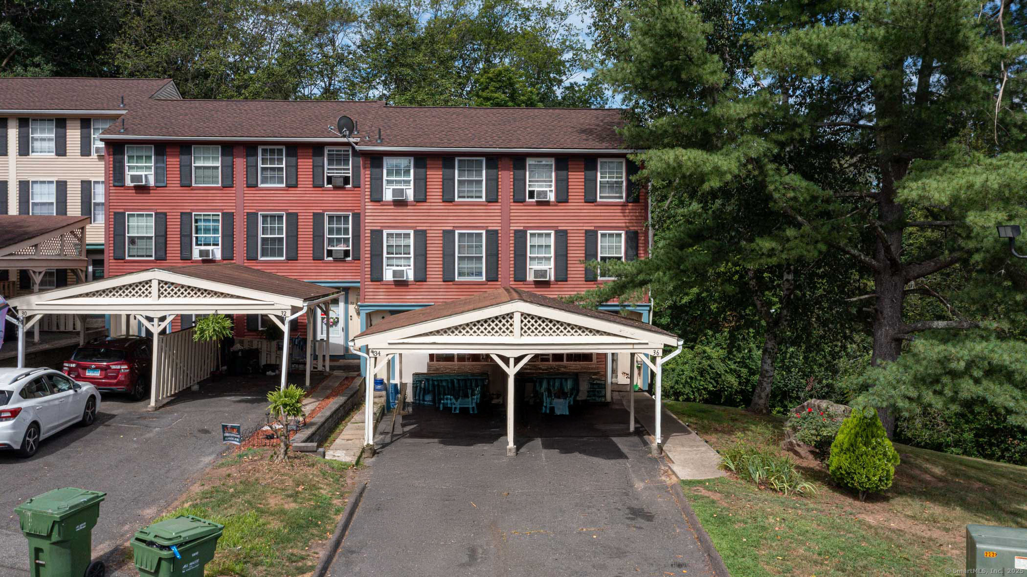 36 Rising Trail Drive, Unit 36 Middletown, CT 06457 - Photo 2 of 37