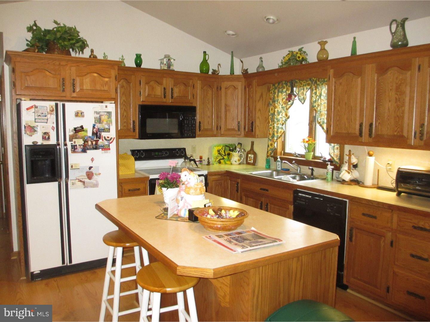 154 Cemetery Road Nottingham, PA 19362 - Photo 11 of 19 Kitchen