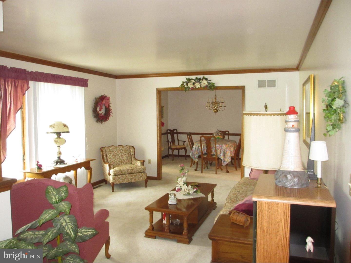 154 Cemetery Road Nottingham, PA 19362 - Photo 14 of 19 Living Room