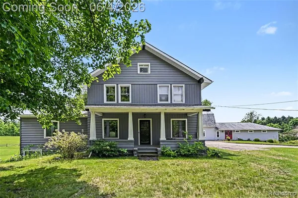 $999,333 | 10810 Petrieville Highway, Eaton Rapids, MI 48827