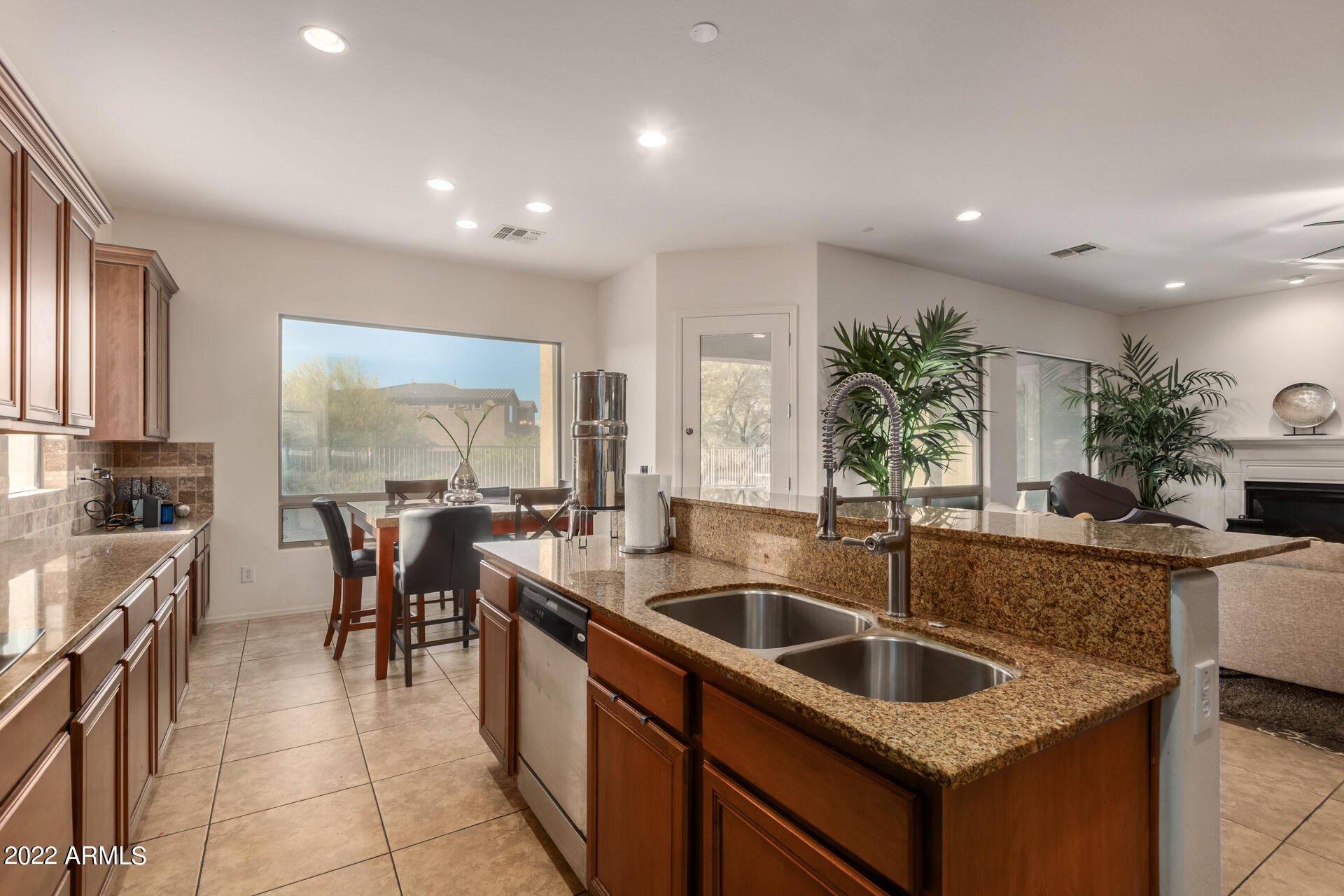 2422 West Corral Road Phoenix, AZ 85041 - Photo 24 of 65 25-Corral