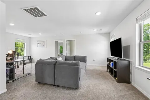 $375,000 | 808 Dandelion Drive, Westwego, LA 70094