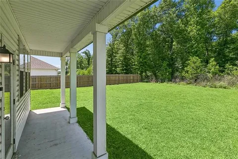 $375,000 | 808 Dandelion Drive, Westwego, LA 70094