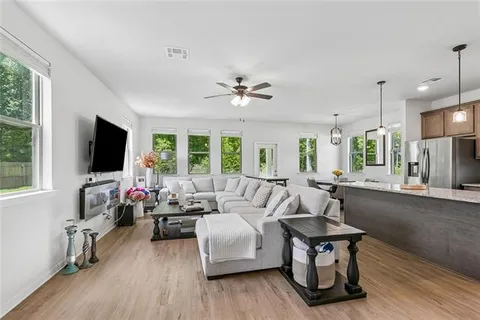 $375,000 | 808 Dandelion Drive, Westwego, LA 70094