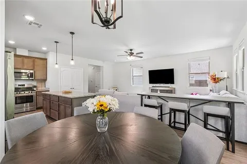 $375,000 | 808 Dandelion Drive, Westwego, LA 70094