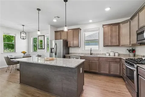 $375,000 | 808 Dandelion Drive, Westwego, LA 70094