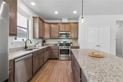 $375,000 | 808 Dandelion Drive, Westwego, LA 70094