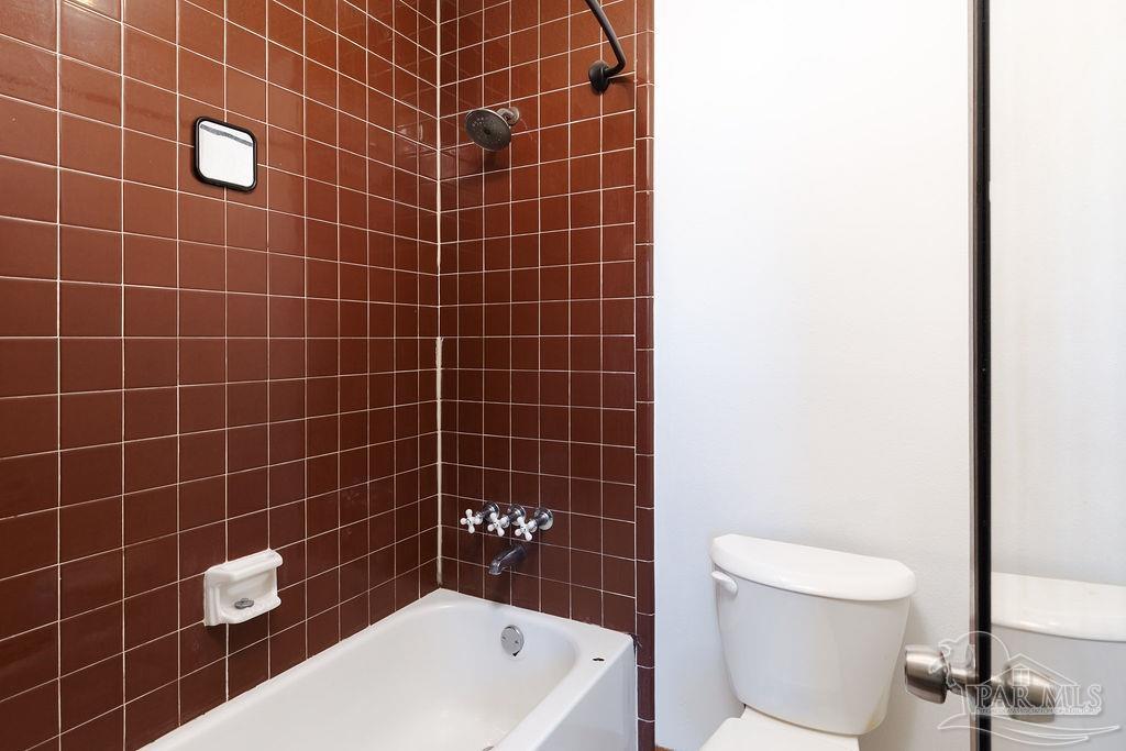 2140 Pompano Road Cantonment, FL 32533 - Photo 14 of 29 Gallery Image 14