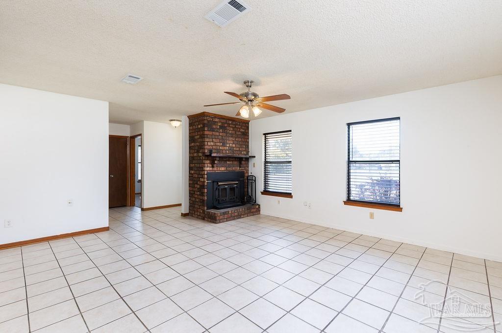 2140 Pompano Road Cantonment, FL 32533 - Photo 6 of 29 Gallery Image 6