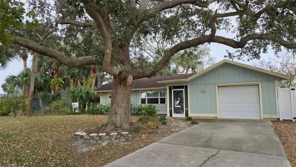 $2,100 | 426 Tulip Drive, Sebastian, FL 32958