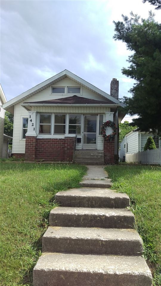 1421 Spring Street Fort Wayne, IN 46808 - Photo 1 of 25 Gallery Image 1