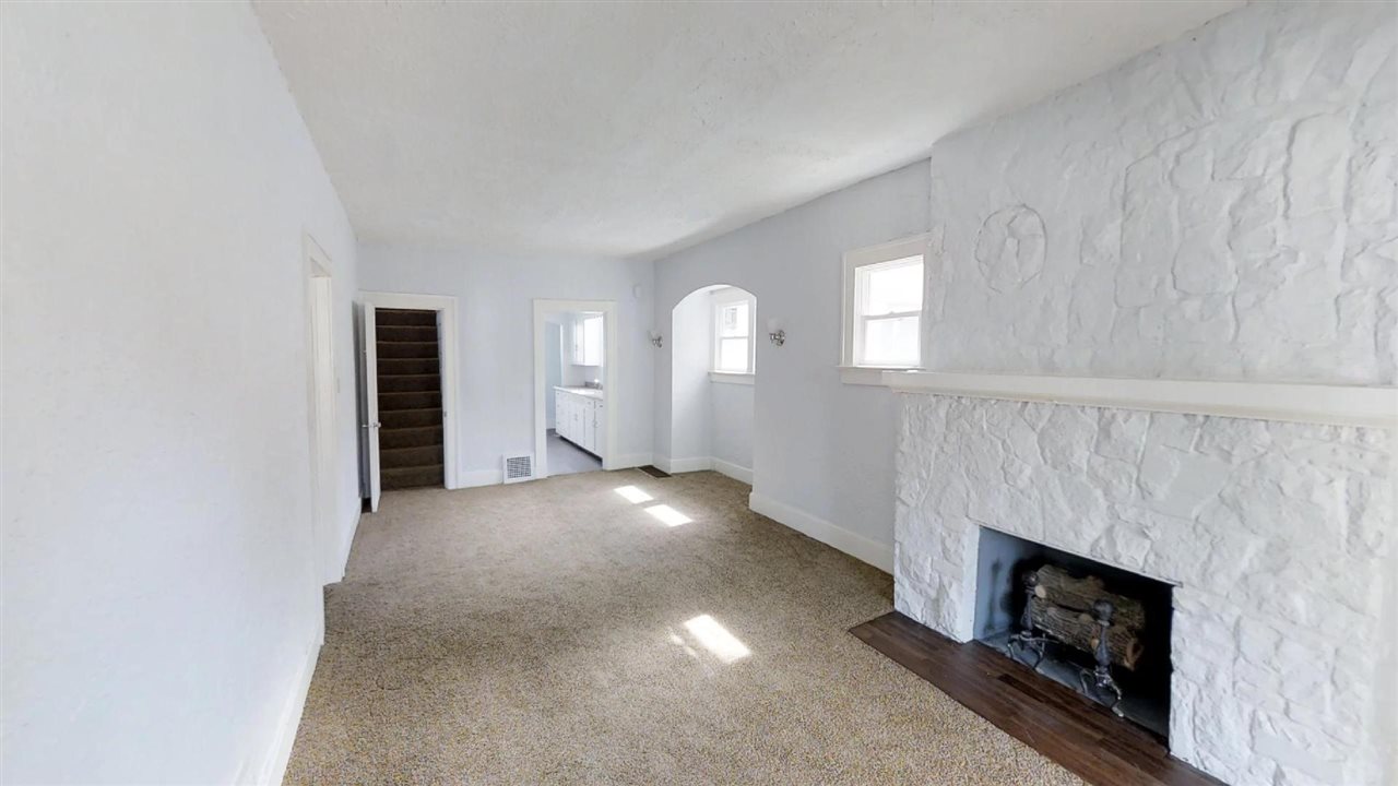 1421 Spring Street Fort Wayne, IN 46808 - Photo 2 of 25 Gallery Image 2